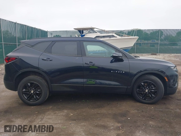 2020 Chevrolet Blazer LT z VIN 3GNKBCRS0LS602359, wystawiony jako IAAI lot #42235746 z przebiegiem 78 835 mil mil oraz . Historia ofert i sprzedaży dostępna na DreamBid. Obrazek 13.
