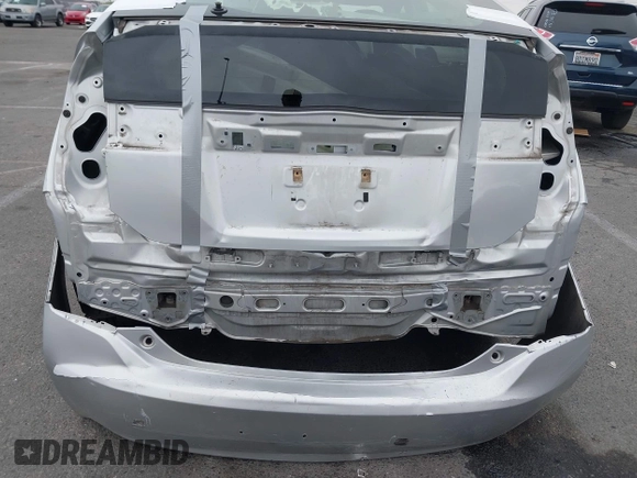 2015 Toyota Prius Four with VIN JTDKN3DU5F1931380, listed as a IAAI auction lot 42420445 with 128,596 mi miles and . Bid and sale history available at DreamBid. Image 6.