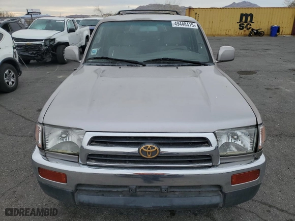2001 Toyota 4Runner SR5 with VIN JT3GN86RX10194661, listed as a Copart auction lot 49448415 with 196,410 mi miles and Clean Title. Bid and sale history available at carsss.com. Image 5.