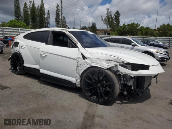 2019 Lamborghini Urus z VIN ZPBUA1ZL1KLA01041, wystawiony jako Copart lot #56124235 z przebiegiem Nie podano mil oraz Tytuł czysty. Historia ofert i sprzedaży dostępna na DreamBid. Obrazek 4.