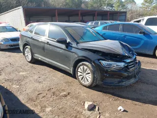 2020 Volkswagen Jetta S with VIN 3VWN57BU6LM068589, listed as a IAAI auction lot 41188256 with 67,810 mi miles. Bid and sale history available at carsss.com. Image 1.