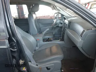 2005 Jeep Grand Cherokee Laredo с VIN 1J8HR48N85C591970, выставлен на аукционе IAAI как лот 42617082 с пробегом 203 104 миль миль и . История ставок и продаж доступна на DreamBid. Изображение 5.