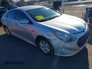 2013 Hyundai Sonata with VIN KMHEC4A45DA050278, listed as a IAAI auction lot 41586543 with 162,814 mi miles and . Bid and sale history available at carsss.com. Image 1.