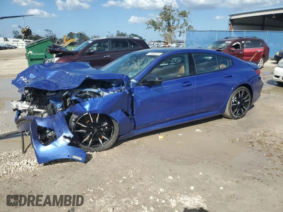 2023 BMW 8 Series M850i z VIN WBAGV8C08PCK41272, wystawiony jako Copart lot #77442574 z przebiegiem Nie podano mil oraz Szkoda całkowita • Salvage title. Historia ofert i sprzedaży dostępna na DreamBid. Obrazek 1.