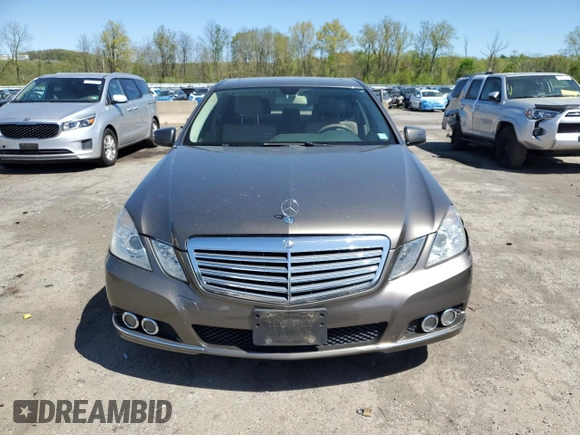 2011 Mercedes-Benz E 350 Luxury with VIN WDDHF8HB6BA485141, listed as a Copart auction lot 54916515 with 113,390 mi miles and Salvage Title. Bid and sale history available at DreamBid. Image 5.