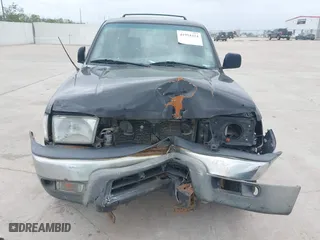2001 Toyota 4Runner SR5 with VIN JT3GN86R910185711, listed as a IAAI auction lot 41954324 with 324,796 mi miles. Bid and sale history available at carsss.com. Image 6.