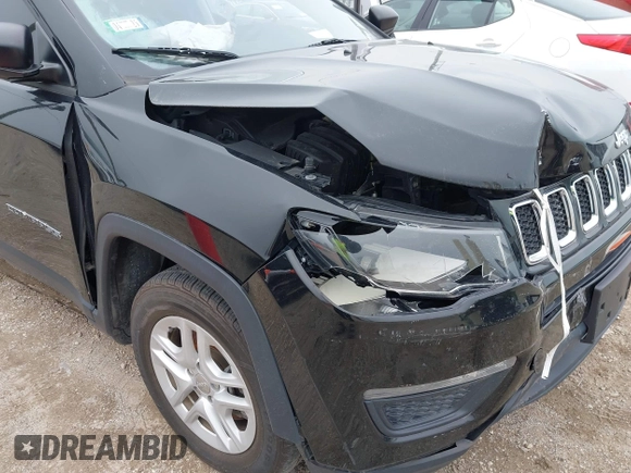 2018 Jeep Compass Sport with VIN 3C4NJCAB4JT469519, listed as a IAAI auction lot 41963902 with 80,093 mi miles. Bid and sale history available at carsss.com. Image 17.