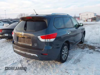 2013 Nissan Pathfinder SV with VIN 5N1AR2MM1DC622173, listed as a IAAI auction lot 41301254 with 145,903 mi miles. Bid and sale history available at carsss.com. Image 4.