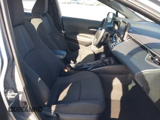 2022 Toyota Corolla SE with VIN 5YFS4MCE9NP120176, listed as a IAAI auction lot 41861680 with 15,975 mi miles. Bid and sale history available at carsss.com. Image 5.