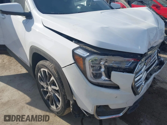 2022 GMC Terrain SLT with VIN 3GKALPEV0NL224814, listed as a IAAI auction lot 41696599 with 65,930 mi miles. Bid and sale history available at carsss.com. Image 6.