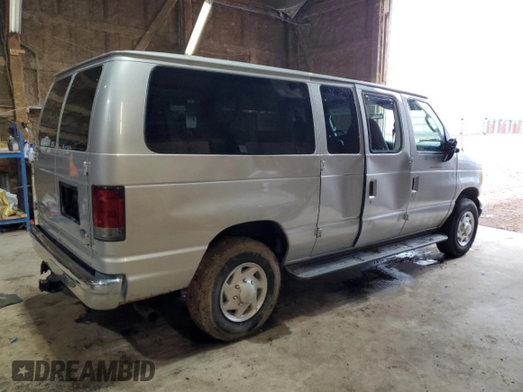 2006 Ford Econoline Passenger XL with VIN 1FBNE31L66HA25436, listed as a Copart auction lot 50935865 with 105,365 mi miles and Clean Title. Bid and sale history available at carsss.com. Image 3.