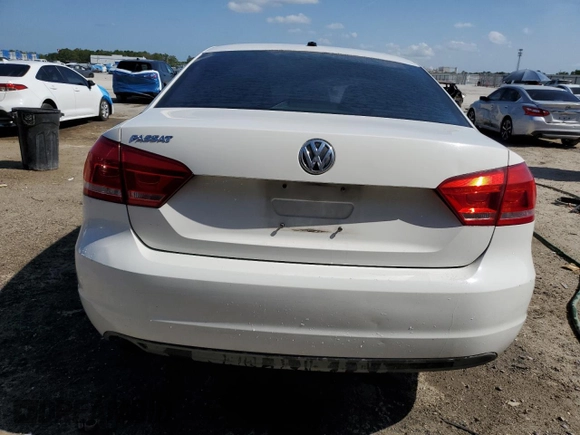 2013 Volkswagen Passat S с VIN 1VWAP7A39DC113688, выставлен на аукционе Copart как лот 55616515 с пробегом 248 651 миль миль и Списание • Salvage title. История ставок и продаж доступна на DreamBid. Изображение 6.