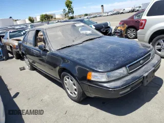 1993 Nissan Maxima z VIN JN1HJ01F6PT114020, wystawiony jako Copart lot #61137914 z przebiegiem 230 999 mil mil oraz Tytuł czysty. Historia ofert i sprzedaży dostępna na DreamBid. Obrazek 4.