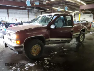 1998 Chevrolet Silverado 1500 with VIN 1GCEK14R7WZ217211, listed as a Copart auction lot 44767755 with 218,983 mi miles and Non Repairable. Bid and sale history available at DreamBid. Image 1.