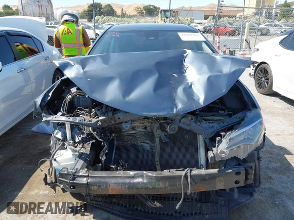 2018 Toyota Corolla L with VIN 5YFBURHE2JP826065, listed as a IAAI auction lot 42587503 with 172,350 mi miles and . Bid and sale history available at DreamBid. Image 13.