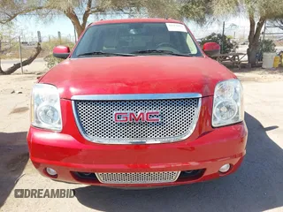 2014 GMC Yukon XL Denali with VIN 1GKS2MEF0ER219409, listed as a IAAI auction lot 41652010 with 184,171 mi miles. Bid and sale history available at carsss.com. Image 12.