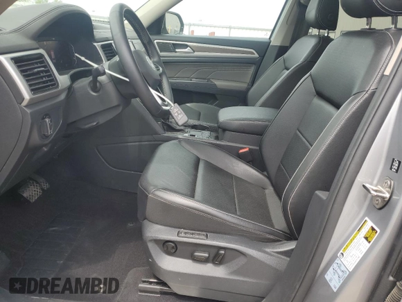2021 Volkswagen Atlas SEL with VIN 1V2ER2CA8MC570634, listed as a Copart auction lot 57113175 with 47,766 mi miles and Salvage title. Bid and sale history available at DreamBid. Image 7.