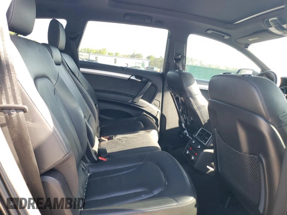 2015 Audi Q7 S line Prestige с VIN WA1DGAFE5FD003977, выставлен на аукционе Copart как лот 52365215 с пробегом 176 627 миль миль и Списание • Salvage title. История ставок и продаж доступна на DreamBid. Изображение 11.