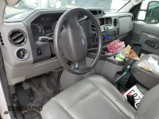 2009 Ford Econoline Cargo Commercial z VIN 1FTSE34L39DA01410, wystawiony jako Copart lot #77798344 z przebiegiem Nie podano mil oraz Szkoda całkowita • Salvage title. Historia ofert i sprzedaży dostępna na DreamBid. Obrazek 8.