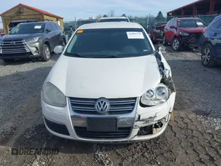 2009 Volkswagen Jetta S с VIN 3VWJM71K89M126759, выставлен на аукционе IAAI как лот 41089190 с пробегом 217 559 миль миль и . История ставок и продаж доступна на DreamBid. Изображение 12.