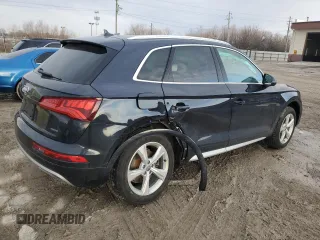2020 Audi Q5 Premium Plus with VIN WA1BNAFY9L2074758, listed as a Copart auction lot 48193075 with 87,102 mi miles and Salvage Title. Bid and sale history available at carsss.com. Image 3.