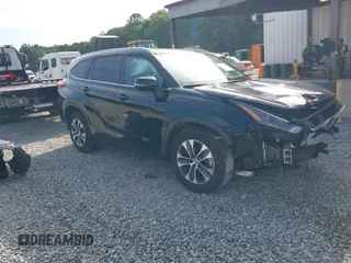 2023 Toyota Highlander L with VIN 5TDKDRAHXPS511843, listed as a IAAI auction lot 42497942 with 41,554 mi miles and . Bid and sale history available at DreamBid. Image 1.