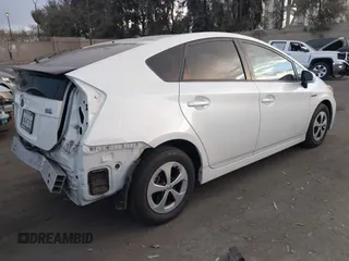 2015 Toyota Prius Four with VIN JTDKN3DU1F1924846, listed as a IAAI auction lot 41228717 with 132,542 mi miles and . Bid and sale history available at DreamBid. Image 4.