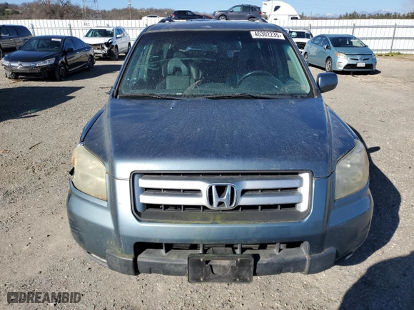 2006 Honda Pilot EX-L with VIN 5FNYF28556B052361, listed as a Copart auction lot 46302235 with 272,628 mi miles and Clean Title. Bid and sale history available at carsss.com. Image 5.