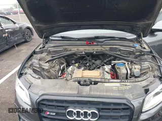 2016 Audi SQ5 Premium Plus with VIN WA1CCAFP1GA018441, listed as a IAAI auction lot 42041711 with 125,781 mi miles. Bid and sale history available at carsss.com. Image 10.