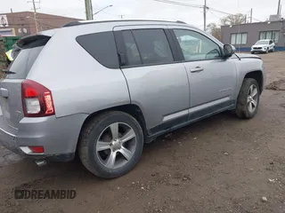 2016 Jeep Compass High Altitude Edition with VIN 1C4NJCEA2GD718173, listed as a IAAI auction lot 40930567 with 58,048 mi miles. Bid and sale history available at carsss.com. Image 4.