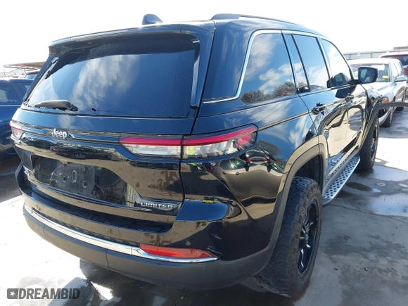 2023 Jeep Grand Cherokee Limited with VIN 1C4RJHBG9P8895402, listed as a IAAI auction lot 41376316 with 14,212 mi miles. Bid and sale history available at carsss.com. Image 4.