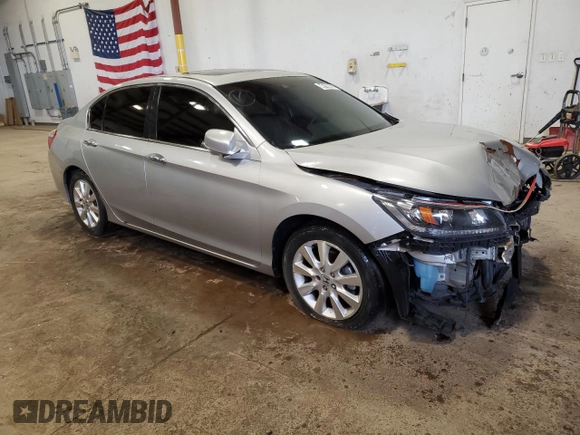 2014 Honda Accord Sedan EX-L with VIN 1HGCR2F81EA206863, listed as a Copart auction lot 46168435 with 118,177 mi miles and Clean Title. Bid and sale history available at carsss.com. Image 4.