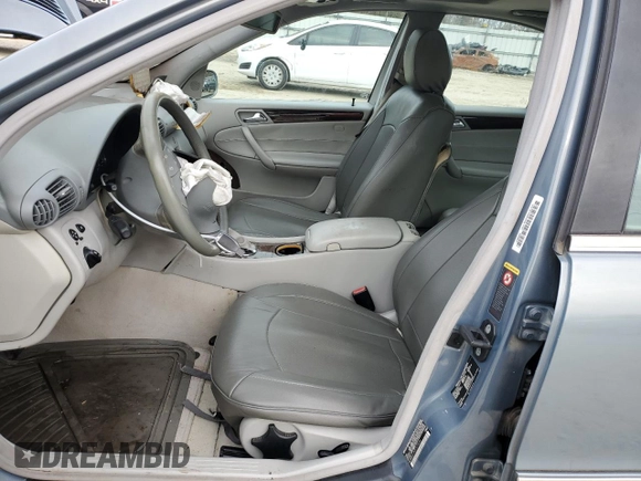 2005 Mercedes-Benz C 240 with VIN WDBRF61JX5F577623, listed as a Copart auction lot 41761925 with 74,095 mi miles and Salvage Title. Bid and sale history available at DreamBid. Image 7.