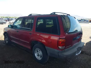 2001 Ford Explorer XLT с VIN 1FMZU63E71ZA30062, выставлен на аукционе IAAI как лот 40083027 с пробегом 243 938 миль миль и . История ставок и продаж доступна на DreamBid. Изображение 3.