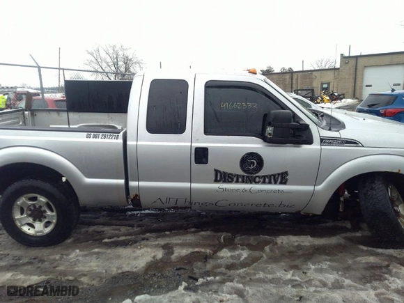 2012 Ford Super Duty F-250 SRW XL with VIN 1FT7X2B61CED13945, listed as a IAAI auction lot 41662333 with 196,509 mi miles. Bid and sale history available at carsss.com. Image 13.