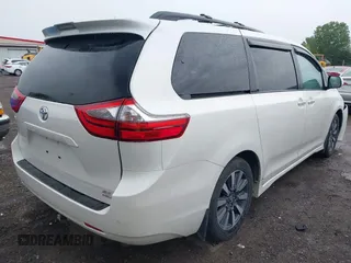 2020 Toyota Sienna XLE with VIN 5TDDZ3DC3LS231666, listed as a IAAI auction lot 42296603 with 49,075 mi miles and . Bid and sale history available at DreamBid. Image 4.