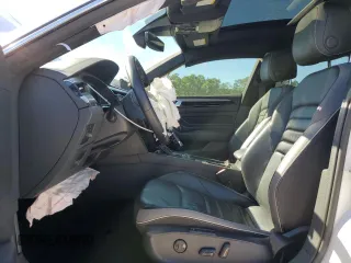 2021 Volkswagen Arteon SEL R-Line z VIN WVWHR7AN3ME007240, wystawiony jako Copart lot #80846524 z przebiegiem 80 501 mil mil oraz Szkoda całkowita • Salvage title. Historia ofert i sprzedaży dostępna na DreamBid. Obrazek 7.