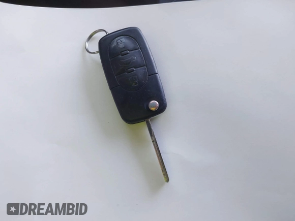 2000 Volkswagen Beetle GLS с VIN 3VWCC21C1YM445314, выставлен на аукционе IAAI как лот 42396409 с пробегом 185 758 миль миль и . История ставок и продаж доступна на DreamBid. Изображение 11.