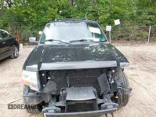 2015 Ford Expedition Max Limited с VIN 1FMJK2AT8FEF06363, выставлен на аукционе IAAI как лот 42323380 с пробегом 162 280 миль миль и . История ставок и продаж доступна на DreamBid. Изображение 18.