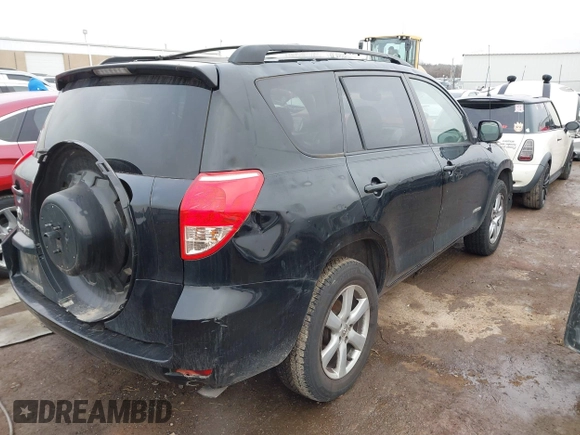2008 Toyota RAV4 Ltd with VIN JTMZD31V986053909, listed as a IAAI auction lot 41488401 with 224,881 mi miles. Bid and sale history available at carsss.com. Image 4.