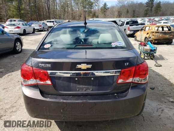 2014 Chevrolet Cruze 1LT with VIN 1G1PC5SB5E7316745, listed as a Copart auction lot 45681775 with 95,318 mi miles and Clean Title. Bid and sale history available at carsss.com. Image 6.