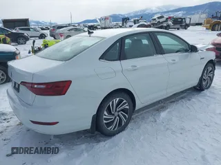 2021 Volkswagen Jetta SEL с VIN 3VWE57BU2MM051239, выставлен на аукционе IAAI как лот 41539604 с пробегом 63 017 миль миль и . История ставок и продаж доступна на DreamBid. Изображение 4.