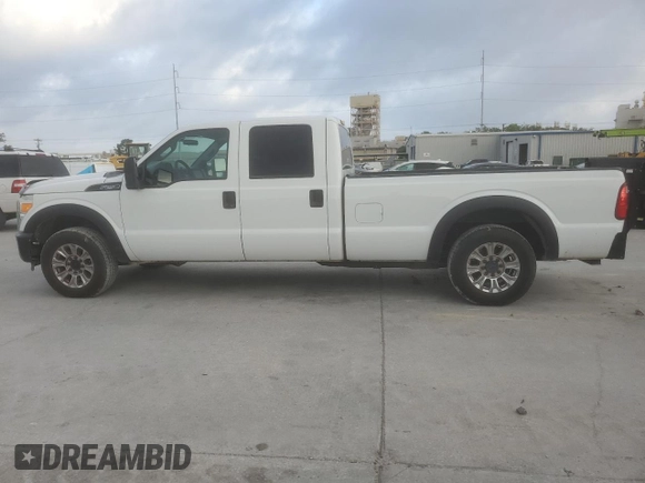 2015 Ford F-250 XL z VIN 1FT7W2A61FEC02885, wystawiony jako Copart lot #51786935 z przebiegiem 176 639 mil mil oraz Czysty tytuł • Clean title. Historia ofert i sprzedaży dostępna na DreamBid. Obrazek 2.