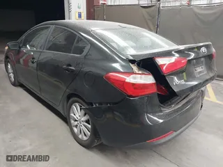 2015 Kia Forte LX with VIN KNAFX4A61F5383407, listed as a IAAI auction lot 41982875 with 226,498 mi miles. Bid and sale history available at carsss.com. Image 3.