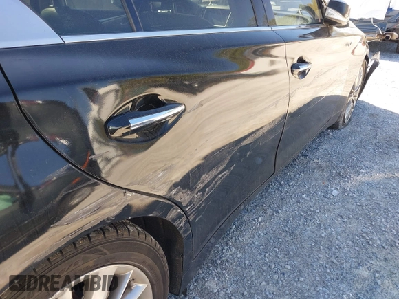 2021 Infiniti Q50 3.0t LUXE with VIN JN1EV7BP2MM707788, listed as a IAAI auction lot 41839281 with 125,173 mi miles. Bid and sale history available at carsss.com. Image 18.