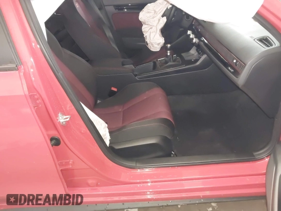 2025 Honda Civic Si with VIN 2HGFE1E50SH470275, listed as a IAAI auction lot 41231631 with 8,882 mi miles and . Bid and sale history available at DreamBid. Image 5.