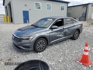 2019 Volkswagen Jetta SEL z VIN 3VWE57BU7KM242992, wystawiony jako Copart lot #56248815 z przebiegiem 130 945 mil mil oraz Szkoda całkowita • Salvage title. Historia ofert i sprzedaży dostępna na DreamBid. Obrazek 1.
