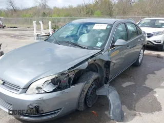 2008 Chevrolet Impala LS z VIN 2G1WB58K081266151, wystawiony jako IAAI lot #41824533 z przebiegiem 151 039 mil mil oraz . Historia ofert i sprzedaży dostępna na DreamBid. Obrazek 6.