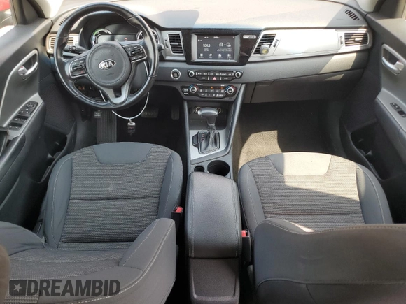 2017 Kia Niro LX with VIN KNDCB3LC7H5082676, listed as a Copart auction lot 62008014 with 133,998 mi miles and Salvage Title. Bid and sale history available at carsss.com. Image 8.