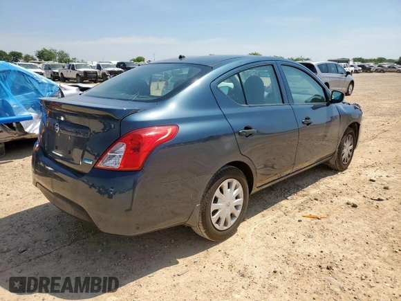 2016 Nissan Versa S z VIN 3N1CN7AP7GL841512, wystawiony jako Copart lot #56961835 z przebiegiem 109 393 mil mil oraz Czysty tytuł • Clean title. Historia ofert i sprzedaży dostępna na DreamBid. Obrazek 3.
